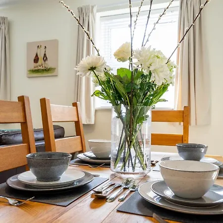 1 Merchants Gate Apartment *